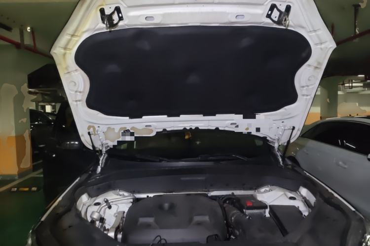 Used Volvo XC90 2019 T6 Zhiya Edition 7-Seater China VI Standard Engine Bay