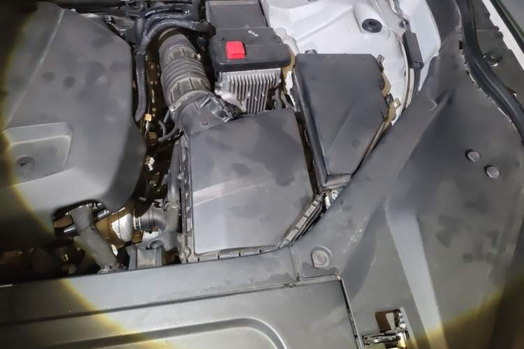 Used Volvo XC90 2019 T6 Zhiya Edition 7-Seater China VI Standard Engine Bay Left