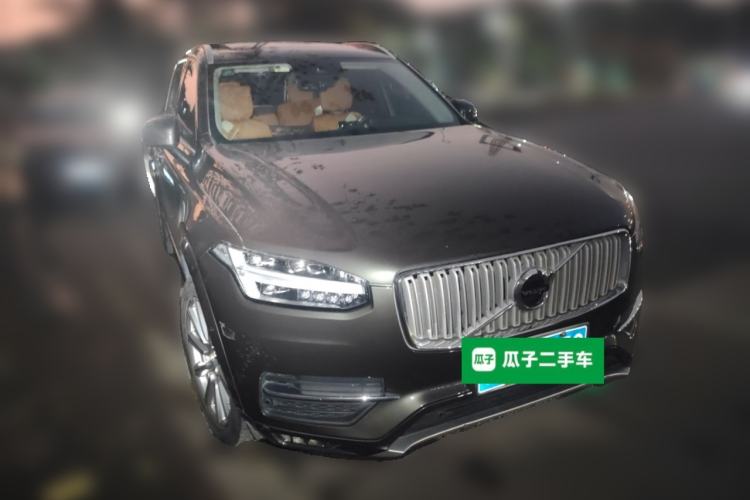 Used Volvo XC90 2019 T6 Zhiyi Edition 7-Seater China VI Standard Front Right 45 Deg