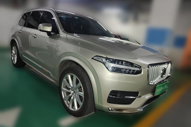 Used Volvo XC90 2019 T6 Zhiyi Edition 7-Seater China V Emission Standard Front Right 45 Deg