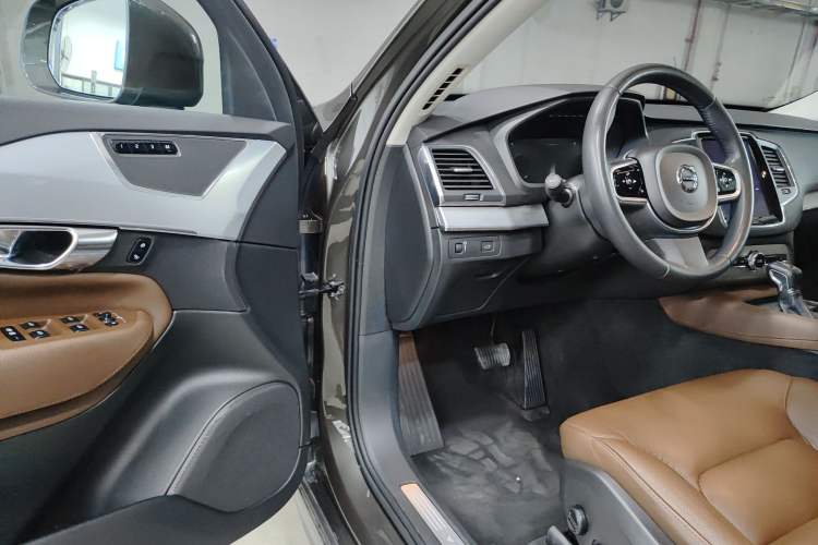 Used Volvo XC90 2019 T5 Zhiyi Edition 7-Seater China V Emission Standard Interior 2