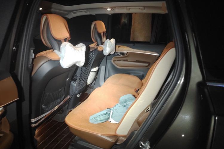 Used Volvo XC90 2019 T6 Zhiyi Edition 7-Seater China VI Standard Left Rear Seat