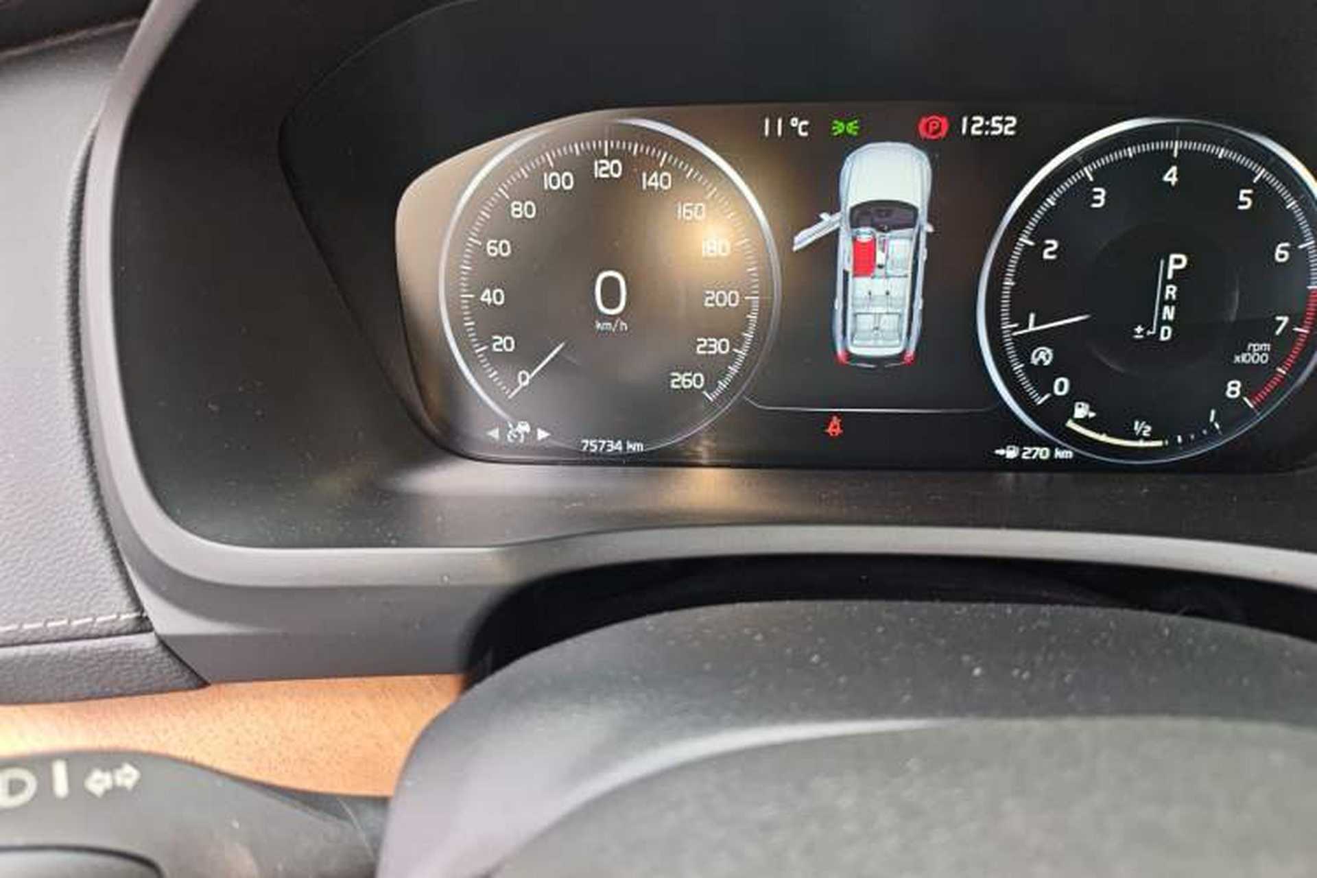 Used Volvo XC90 2019 T6 Zhiya Edition 7-Seater China VI Standard Odometer Close Up