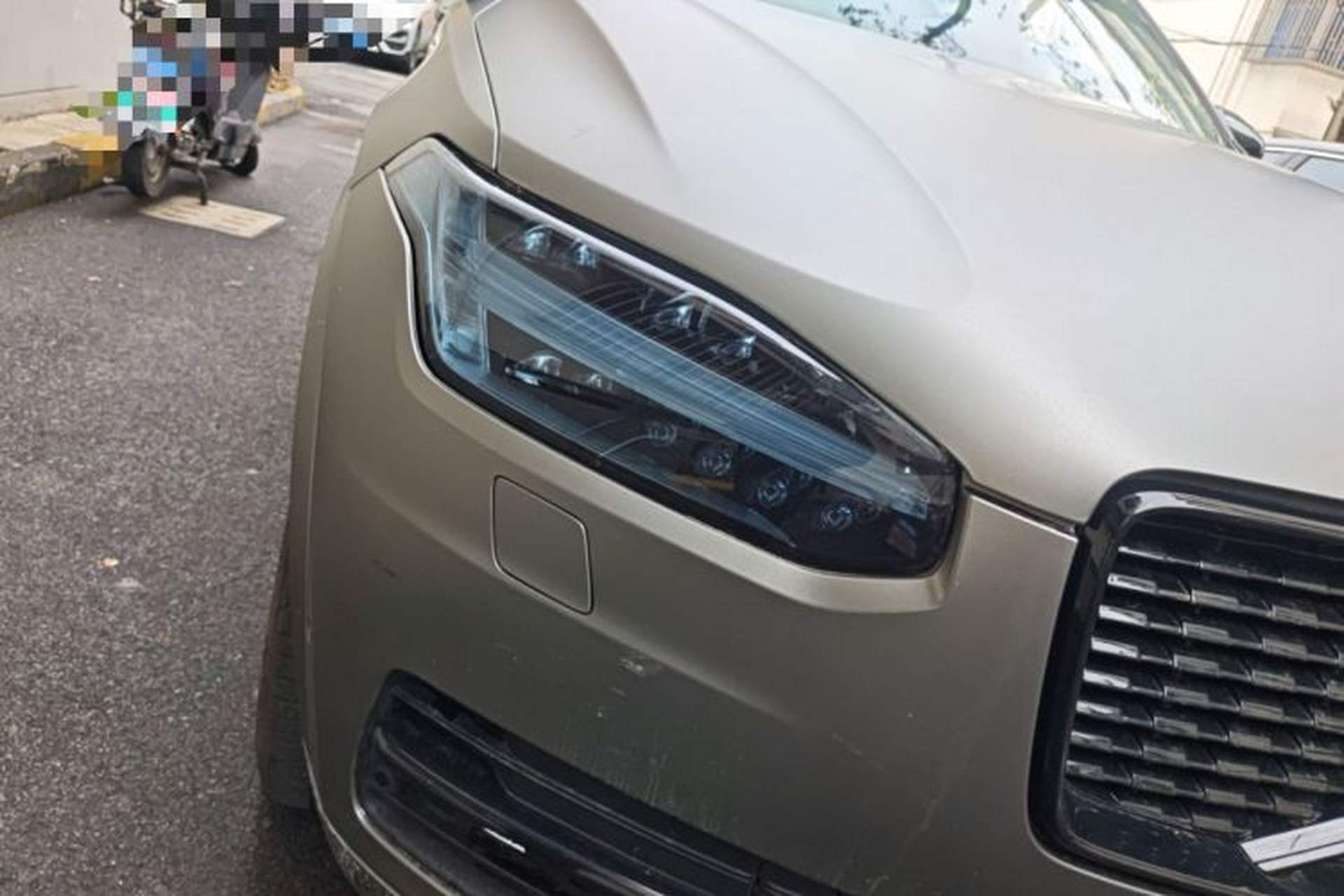 Used Volvo XC90 2019 T6 Zhiya Edition 7-Seater China VI Standard Right Front Headlight