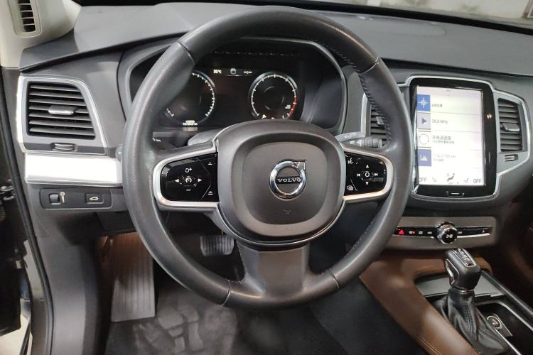Used Volvo XC90 2019 T5 Zhiyi Edition 7-Seater China V Emission Standard Steering Wheel