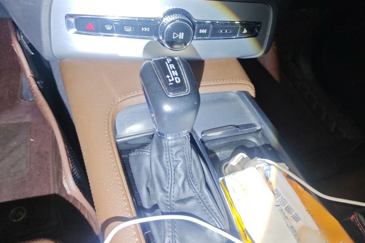 Used Volvo XC90 2019 T5 Zhiyi Edition 5-Seater China V Standard Gear Lever