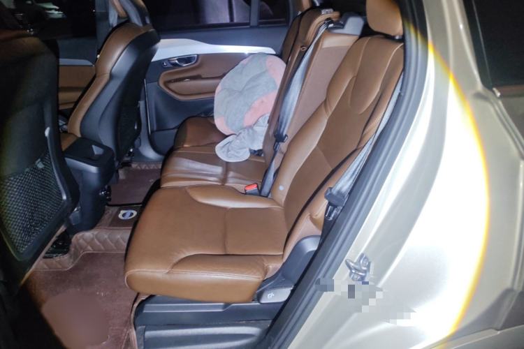Used Volvo XC90 2019 T5 Zhiyi Edition 5-Seater China V Standard Interior 4