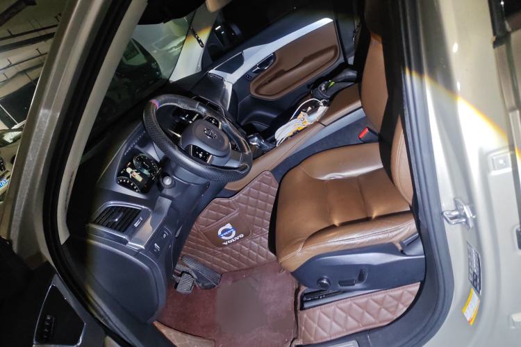 Used Volvo XC90 2019 T5 Zhiyi Edition 5-Seater China V Standard Left Front Seat