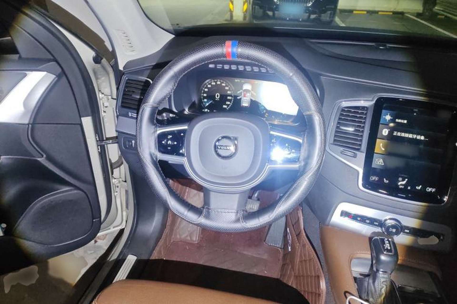 Used Volvo XC90 2019 T5 Zhiyi Edition 5-Seater China V Standard Steering Wheel