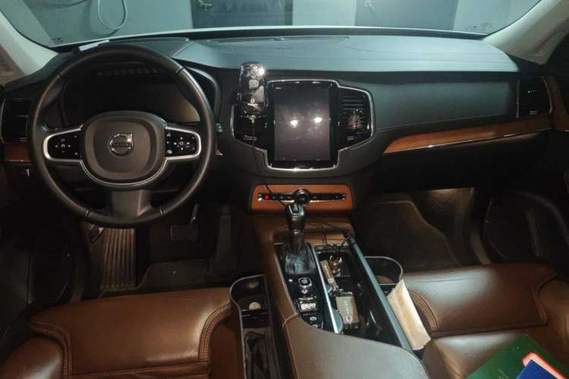 Used Volvo XC90 2019 T6 Luxury Edition 7-seater China V Standard Center Console
