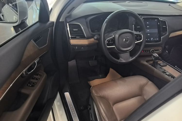 Used Volvo XC90 2019 T6 Zhiyi Edition 7-Seater China VI Standard Driver Seat