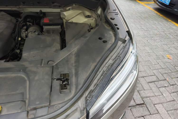 Used Volvo XC90 2019 T5 Zhiyi Edition 5-Seater China V Standard Engine Bay Left