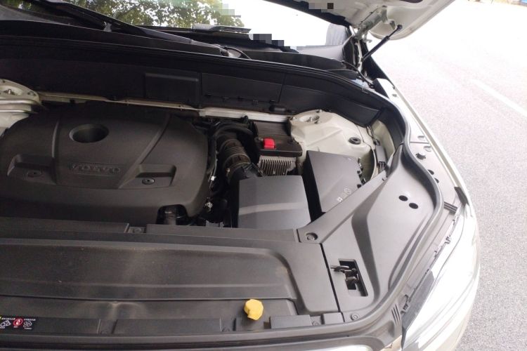 Used Volvo XC90 2019 T6 Luxury Edition 7-seater China V Standard Engine Bay Left