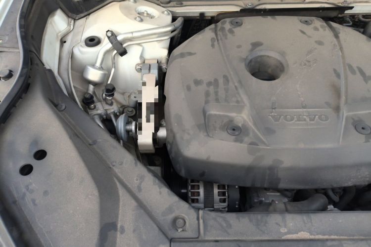 Used Volvo XC90 2019 T6 ZhiZun Edition 7-Seater China V Standard Engine Bay Right