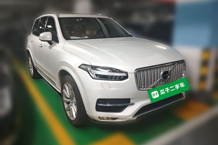 Used Volvo XC90 2019 T6 ZhiZun Edition 7-Seater China V Standard Front Right 45 Deg