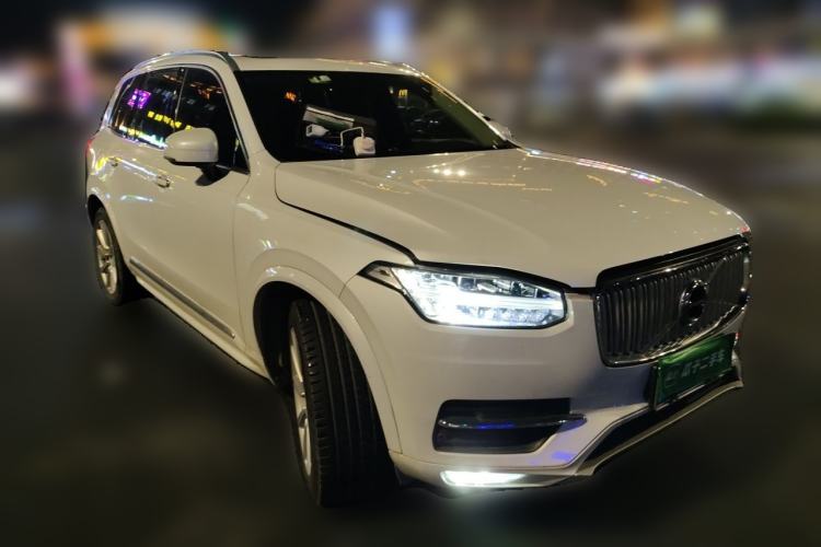 Used Volvo XC90 2019 T6 Zhiyi Edition 7-Seater China V Emission Standard Front Right 45 Deg