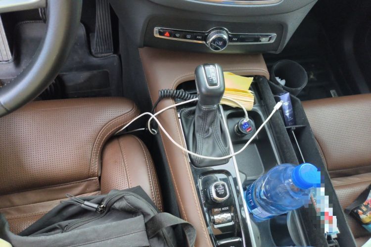 Used Volvo XC90 2019 T6 ZhiZun Edition 7-Seater China V Standard Gear Lever