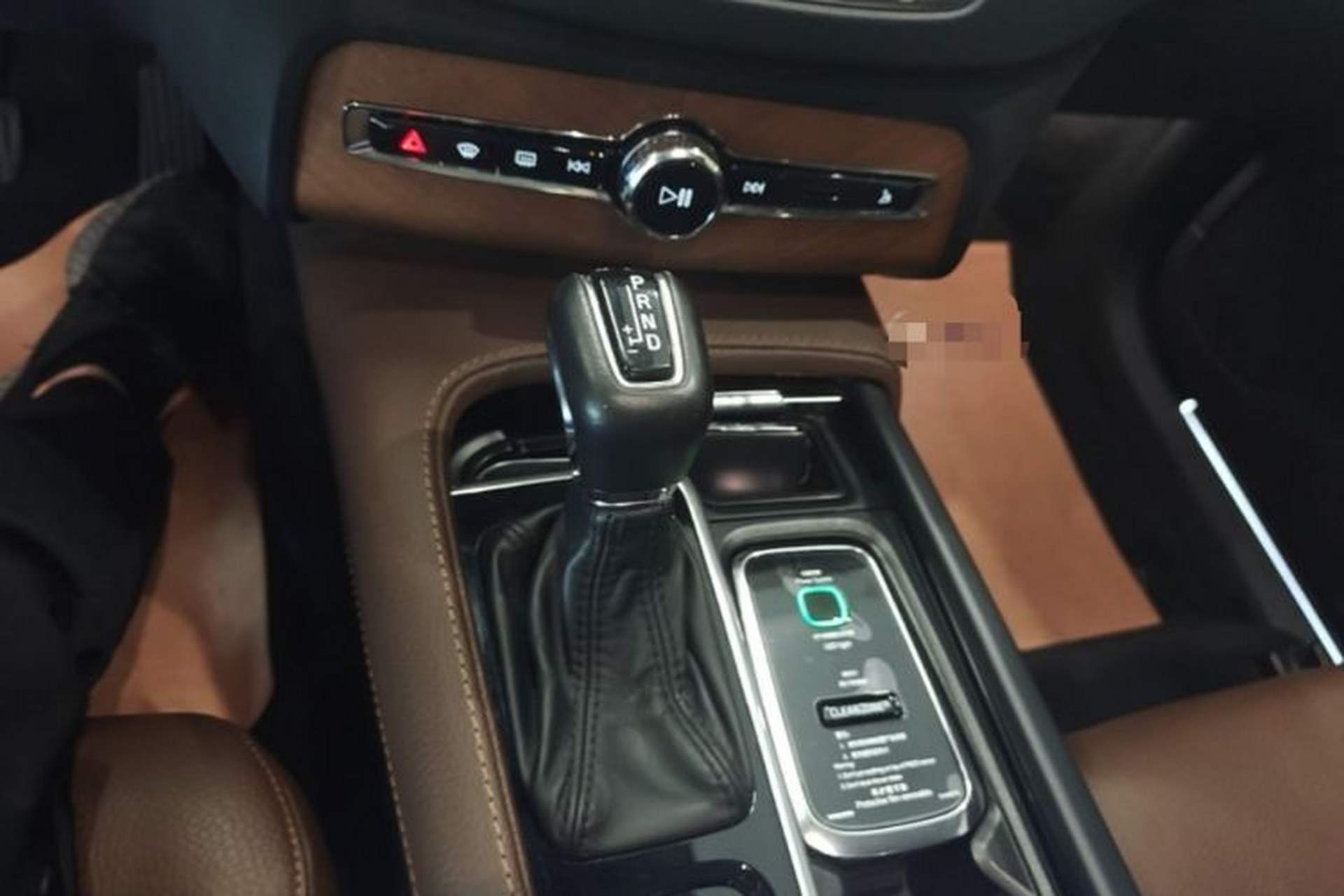 Used Volvo XC90 2019 T6 Zhiyi Edition 7-Seater China VI Standard Gear Lever