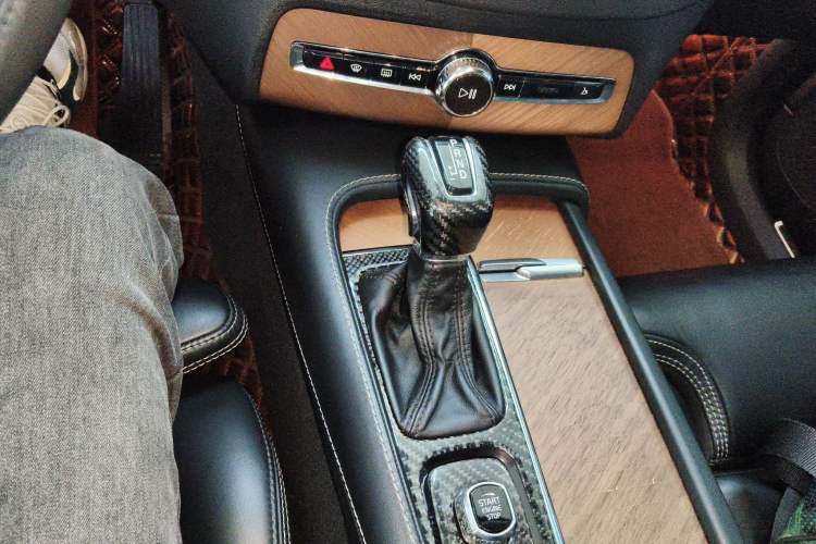 Used Volvo XC90 2019 T6 Luxury Edition 7-seater China V Standard Gear Lever