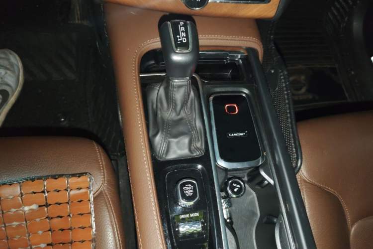 Used Volvo XC90 2019 T6 Zhiyi Edition 7-Seater China V Emission Standard Gear Lever