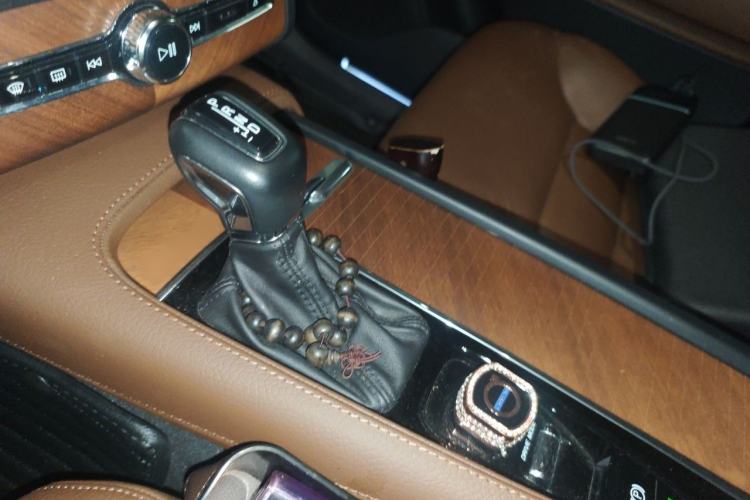 Used Volvo XC90 2019 T6 Zhiyi Edition 7-Seater China V Emission Standard Gear Lever