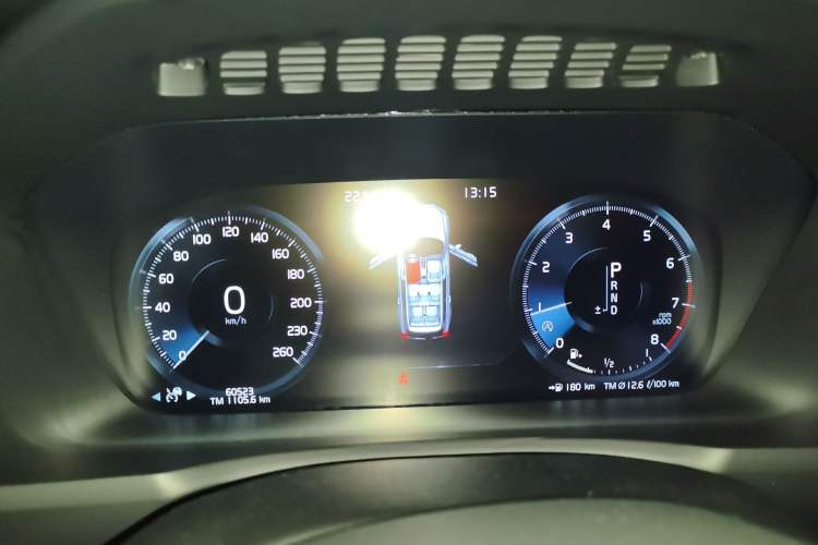 Used Volvo XC90 2019 T6 Zhiyi Edition 7-Seater China V Emission Standard Instrument Cluster