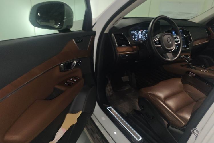 Used Volvo XC90 2019 T6 Zhiyi Edition 7-Seater China V Emission Standard Interior 3