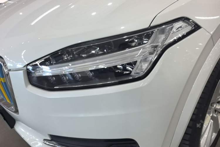Used Volvo XC90 2019 T6 Zhiyi Edition 7-Seater China VI Standard Left Front Headlight