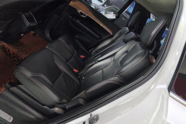 Used Volvo XC90 2019 T6 Luxury Edition 7-seater China V Standard Left Rear Seat