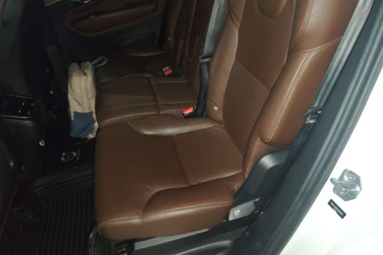Used Volvo XC90 2019 T6 Zhiyi Edition 7-Seater China V Emission Standard Left Rear Seat