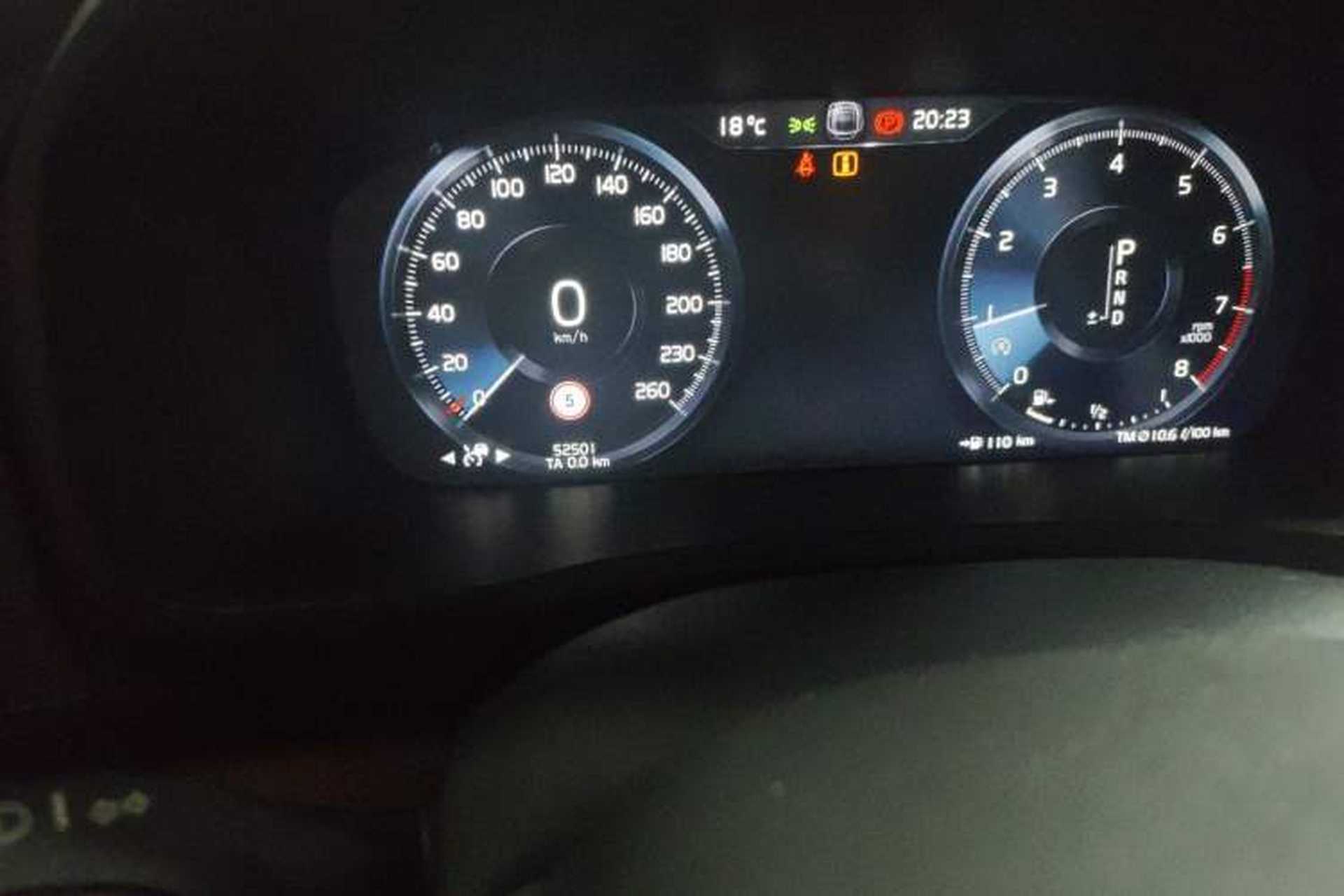 Used Volvo XC90 2019 T6 Luxury Edition 7-seater China V Standard Odometer Close Up