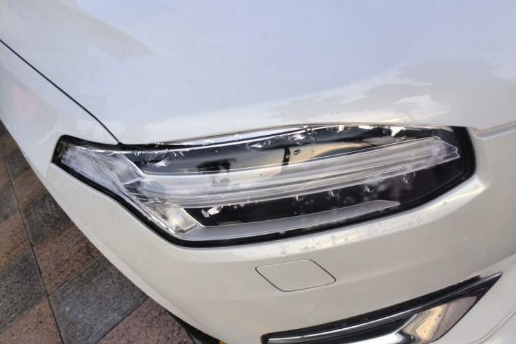 Used Volvo XC90 2019 T6 ZhiZun Edition 7-Seater China V Standard Right Front Headlight