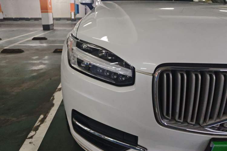 Used Volvo XC90 2019 T6 Zhiyi Edition 7-Seater China V Emission Standard Right Front Headlight