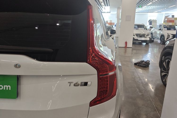 Used Volvo XC90 2019 T6 Zhiyi Edition 7-Seater China VI Standard Right Rear Taillight