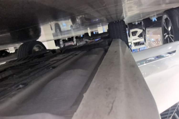 Used Volvo XC90 2019 T6 Zhiyi Edition 7-Seater China VI Standard Right Side Sill