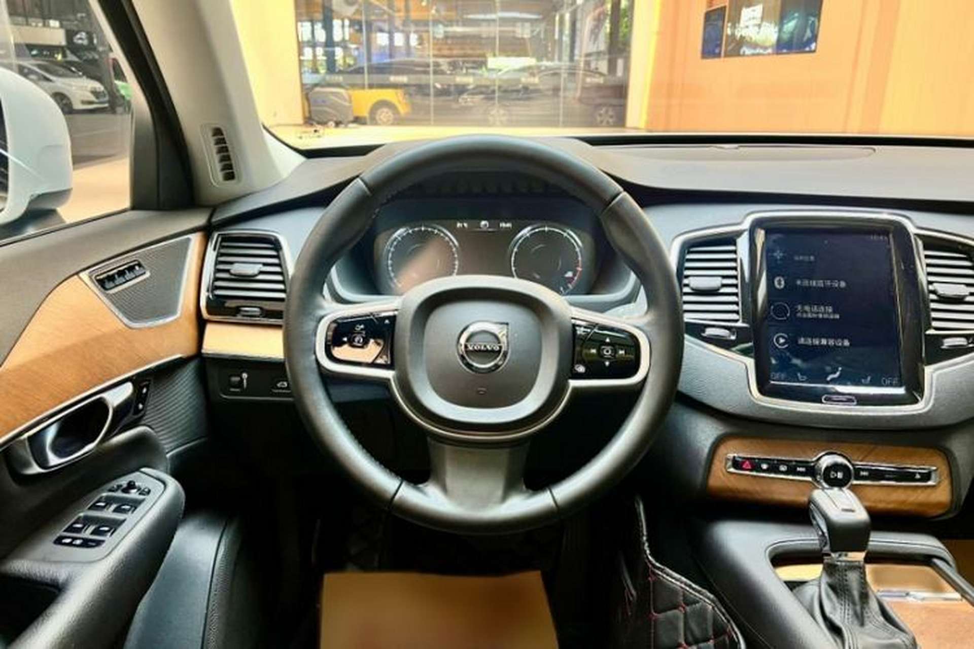 Used Volvo XC90 2019 T6 Zhiyi Edition 7-Seater China VI Standard Steering Wheel