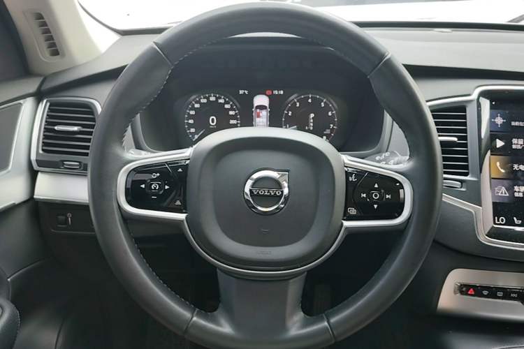 Used Volvo XC90 2019 T5 Zhiyi Edition 5-Seater China V Standard Steering Wheel