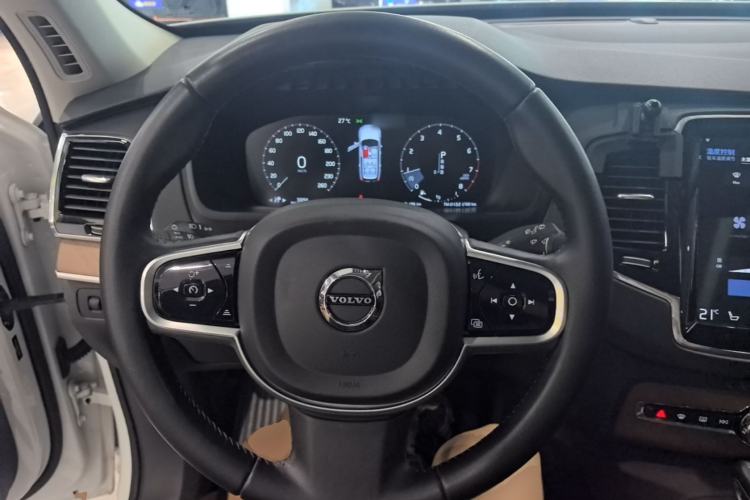Used Volvo XC90 2019 T6 Zhiyi Edition 7-Seater China VI Standard Steering Wheel
