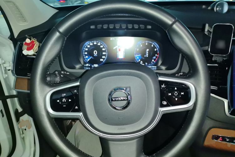 Used Volvo XC90 2019 T6 Zhiyi Edition 7-Seater China V Emission Standard Steering Wheel