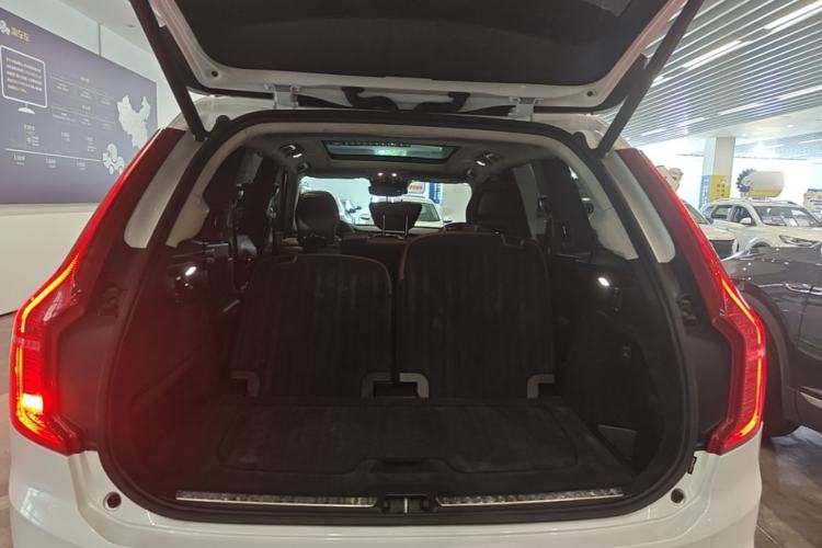 Used Volvo XC90 2019 T6 Zhiyi Edition 7-Seater China VI Standard Trunk