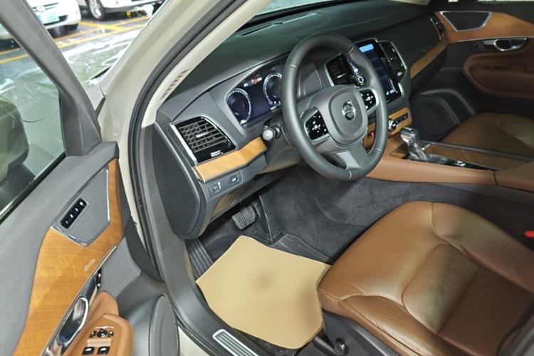 Used Volvo XC90 2019 T6 Zhiyi Edition 7-Seater China VI Standard Driver Seat