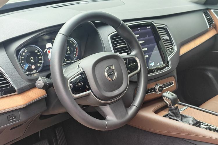 Used Volvo XC90 2019 T6 Zhiyi Edition 7-Seater China VI Standard Interior 1
