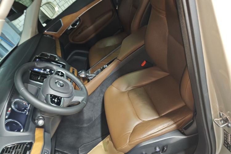 Used Volvo XC90 2019 T6 Zhiyi Edition 7-Seater China VI Standard Left Front Seat