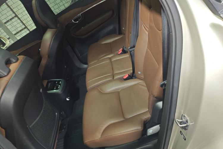 Used Volvo XC90 2019 T6 Zhiyi Edition 7-Seater China VI Standard Left Rear Seat