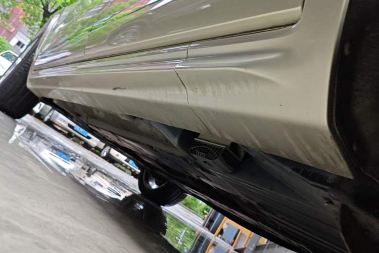 Used Volvo XC90 2019 T6 Zhiyi Edition 7-Seater China VI Standard Left Side Sill
