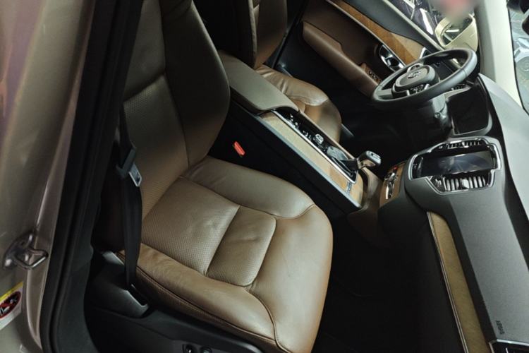 Used Volvo XC90 2019 T6 Zhiyi Edition 7-Seater China VI Standard Right Front Seat
