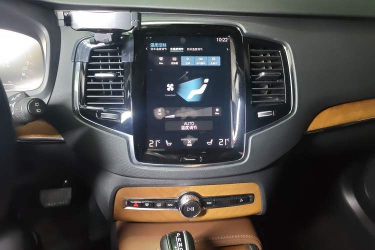 Used Volvo XC90 2020 Facelifted T6 Zhiyi Luxury 7-Seater Audio And AC Panel