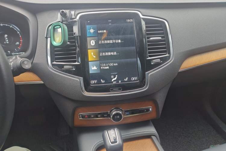 Used Volvo XC90 2020 T6 Zhiyi Luxury 7-Seater Audio And AC Panel