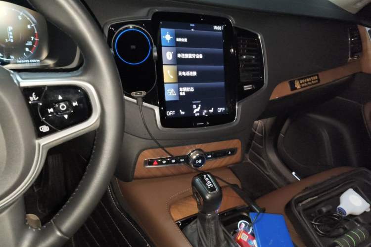Used Volvo XC90 2020 T6 Zhiyi Luxury 7-Seater Audio And AC Panel