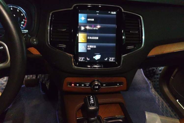 Used Volvo XC90 2020 T6 Zhiyi Luxury 7-Seater Audio And AC Panel